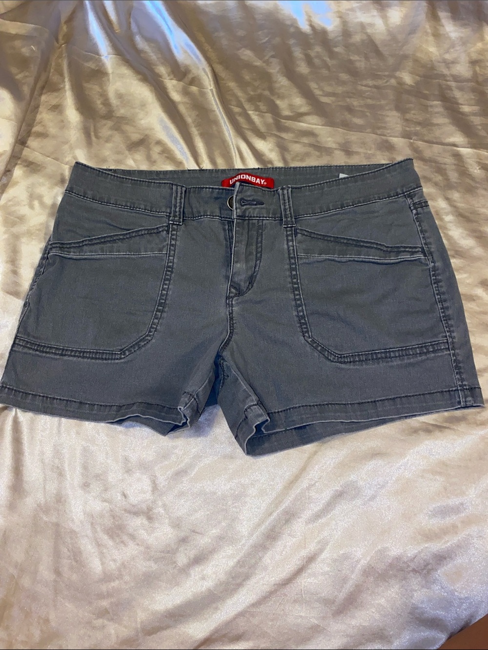 UNIONBAY Women's Gray Denim Pocket Shorts